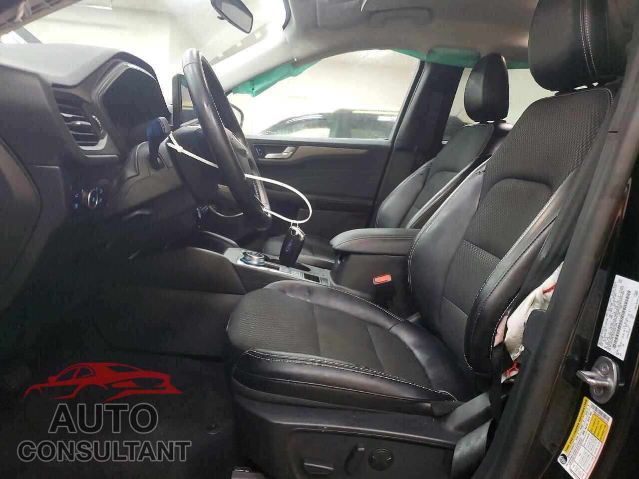 FORD ESCAPE 2025 - 1FMCU0E12SUA51204