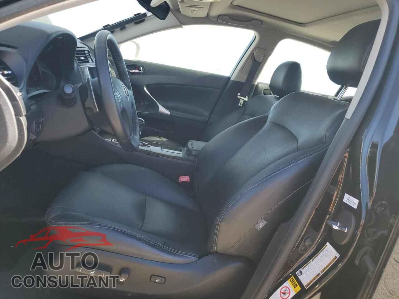 LEXUS IS 2009 - JTHBE262792017005