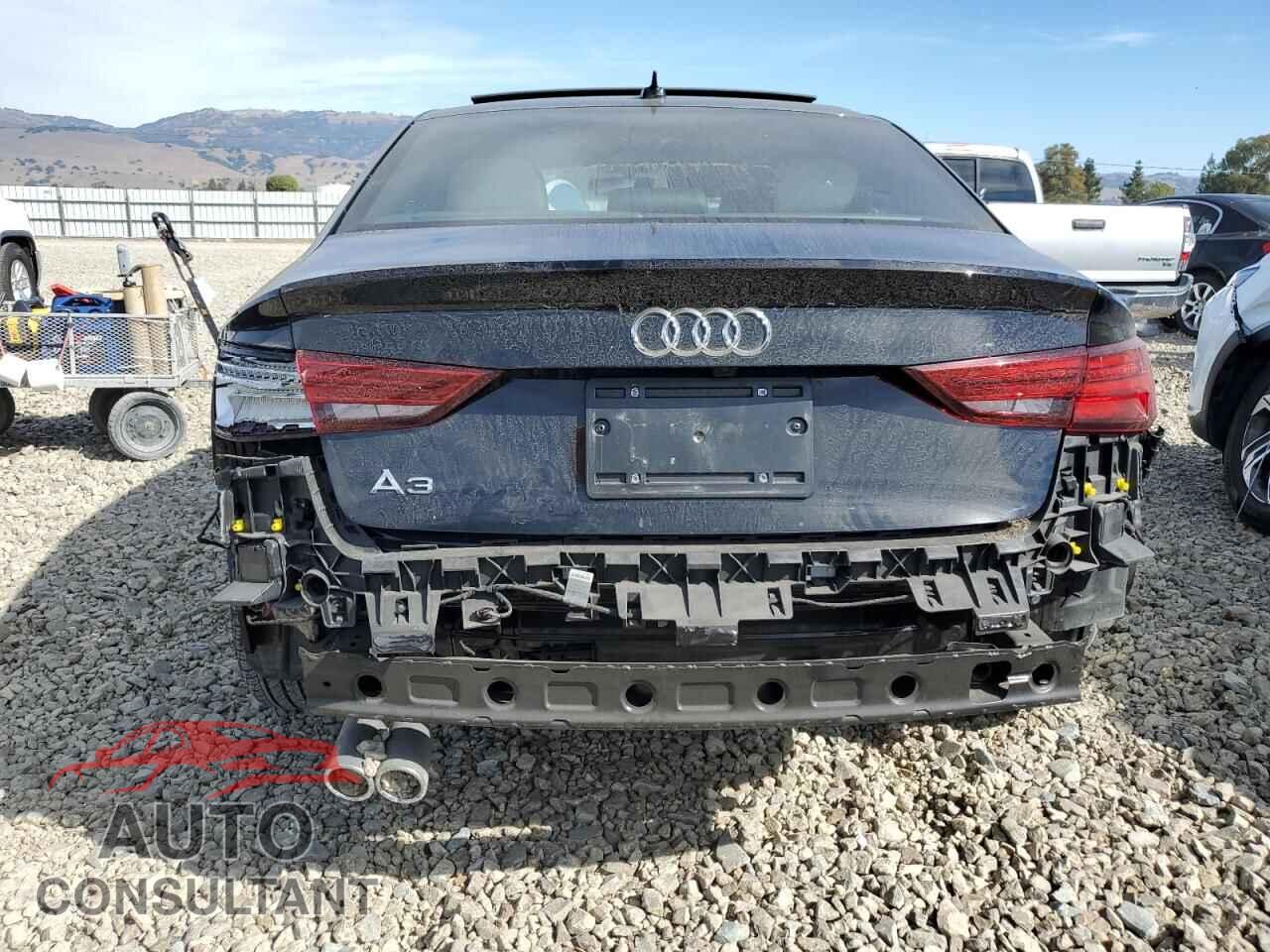 AUDI A3 2019 - WAUAUGFF4K1023904