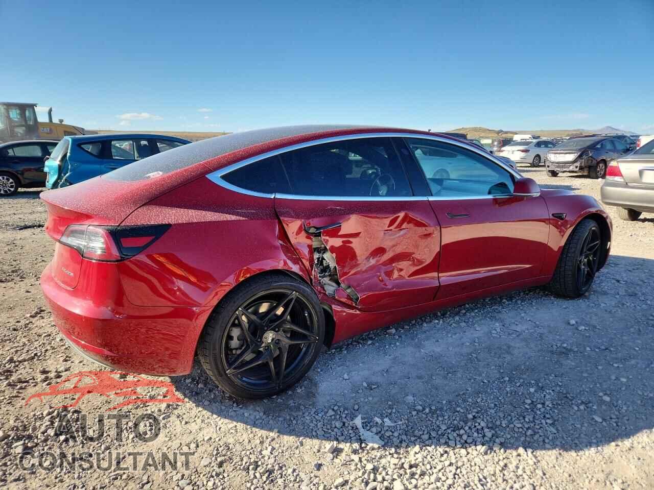 TESLA MODEL 3 2018 - 5YJ3E1EB4JF129666