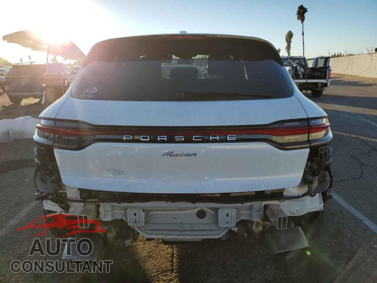 PORSCHE MACAN 2022 - WP1AA2A59NLB11383