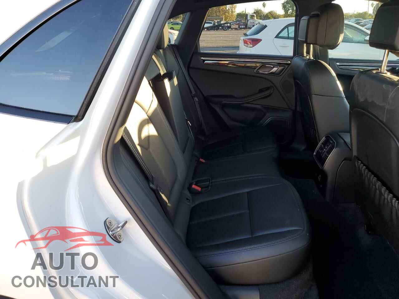 PORSCHE MACAN 2022 - WP1AA2A59NLB11383