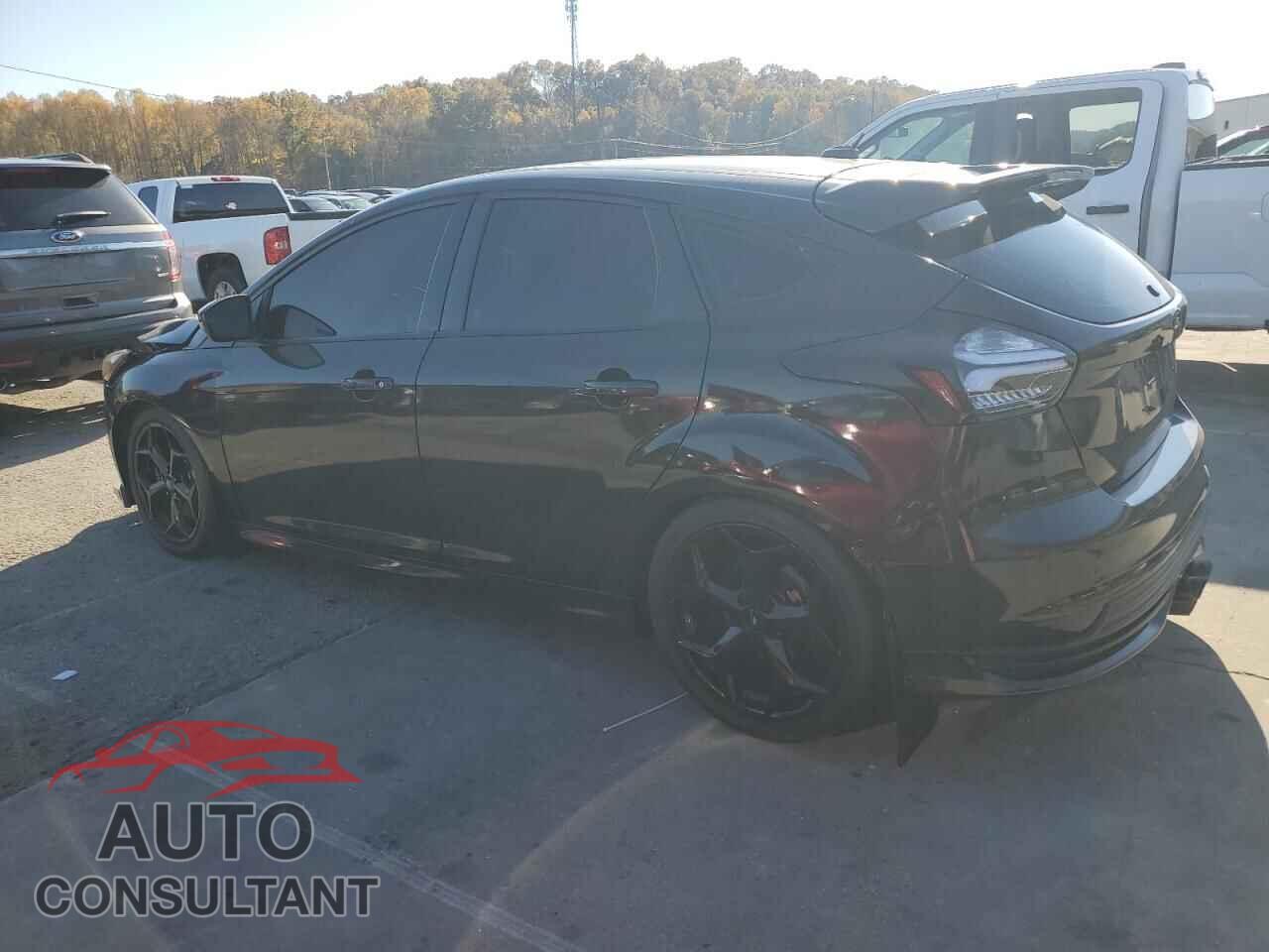 FORD FOCUS 2017 - 1FADP3L94HL306997