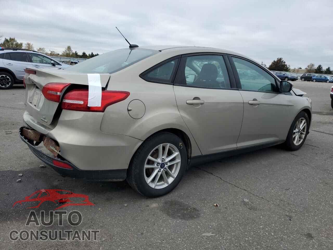 FORD FOCUS 2015 - 1FADP3F29FL348643