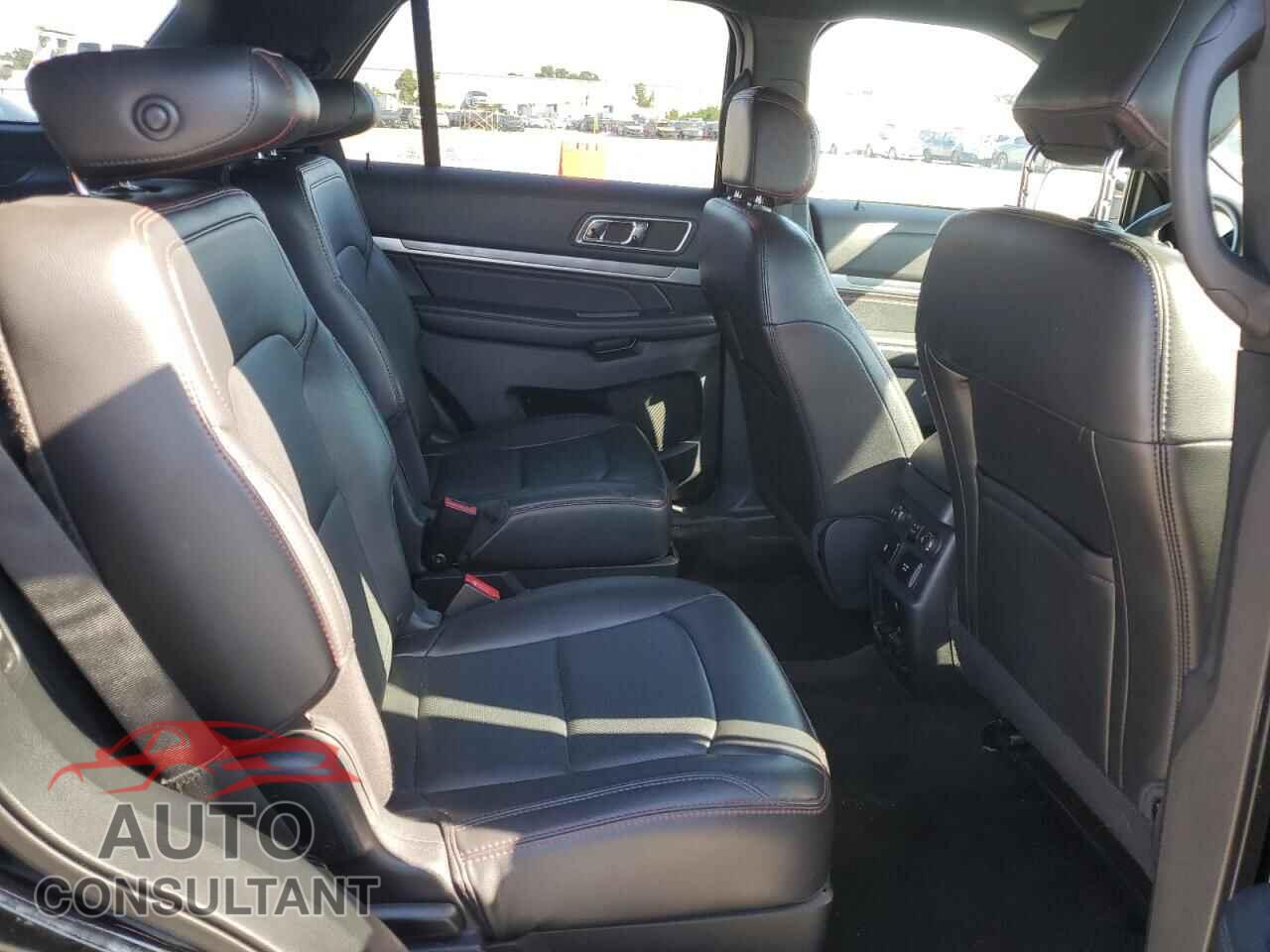 FORD EXPLORER 2017 - 1FM5K8GT7HGD75963