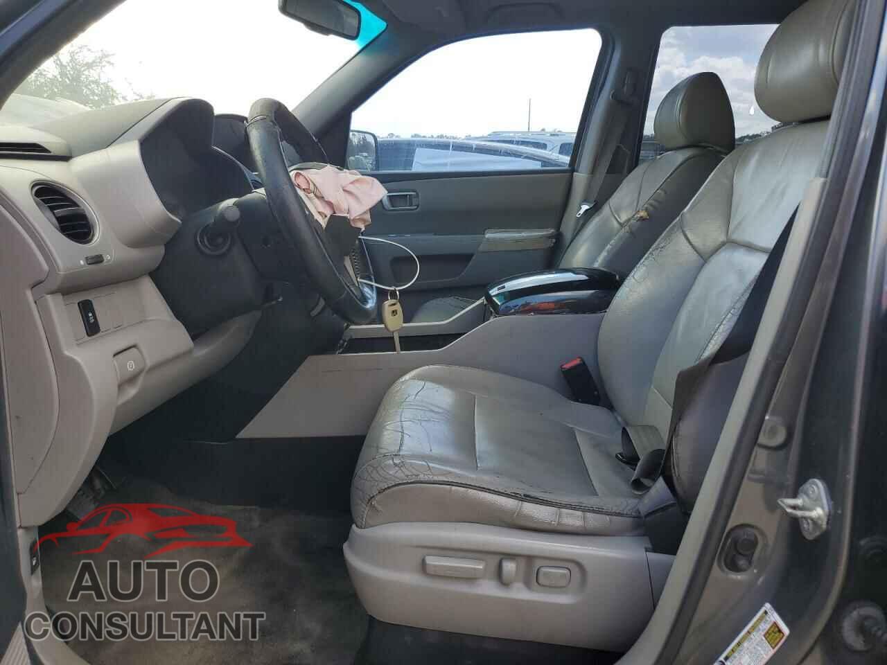 HONDA PILOT 2012 - 5FNYF3H74CB001033