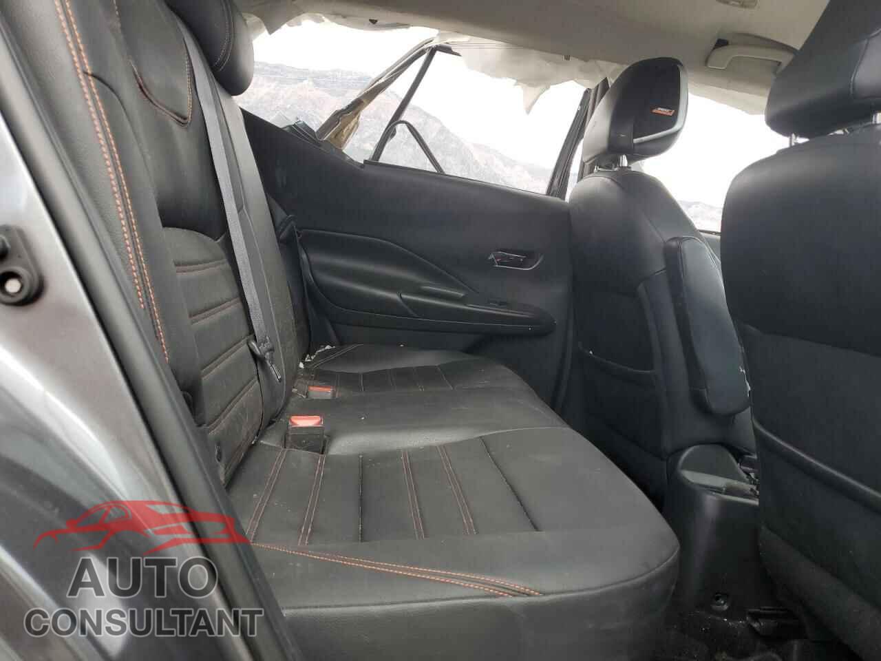 NISSAN KICKS 2019 - 3N1CP5CU3KL528399