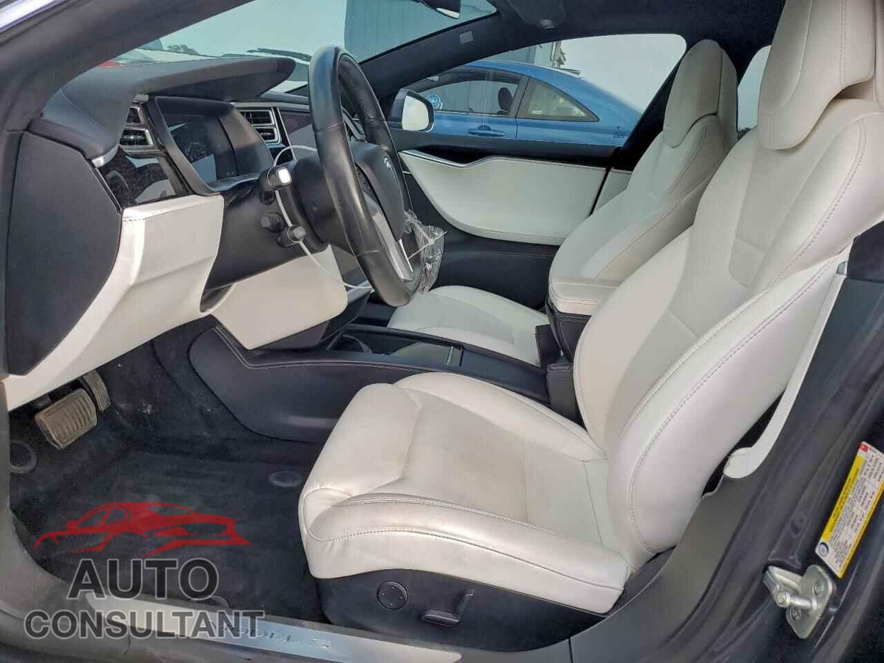 TESLA MODEL S 2017 - 5YJSA1E2XHF201374
