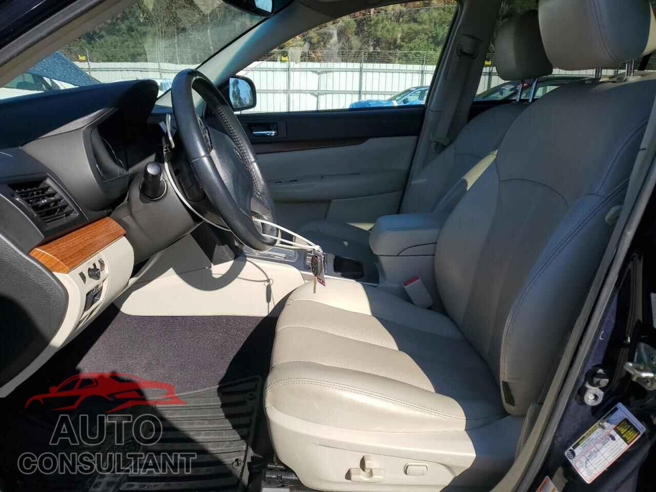 SUBARU OUTBACK 2014 - 4S4BRCLC4E3216926