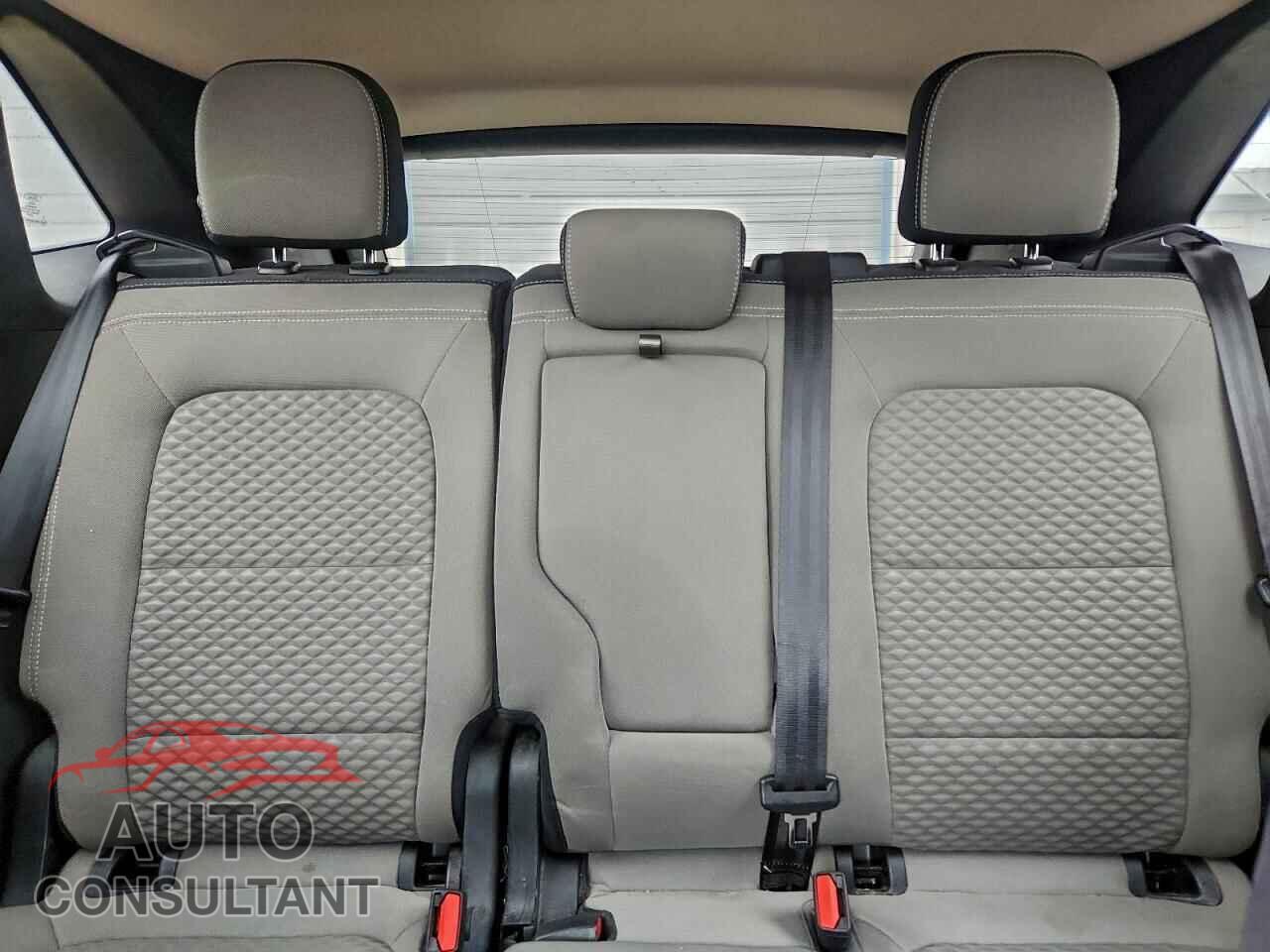 FORD ESCAPE 2020 - 1FMCU0G65LUA93490