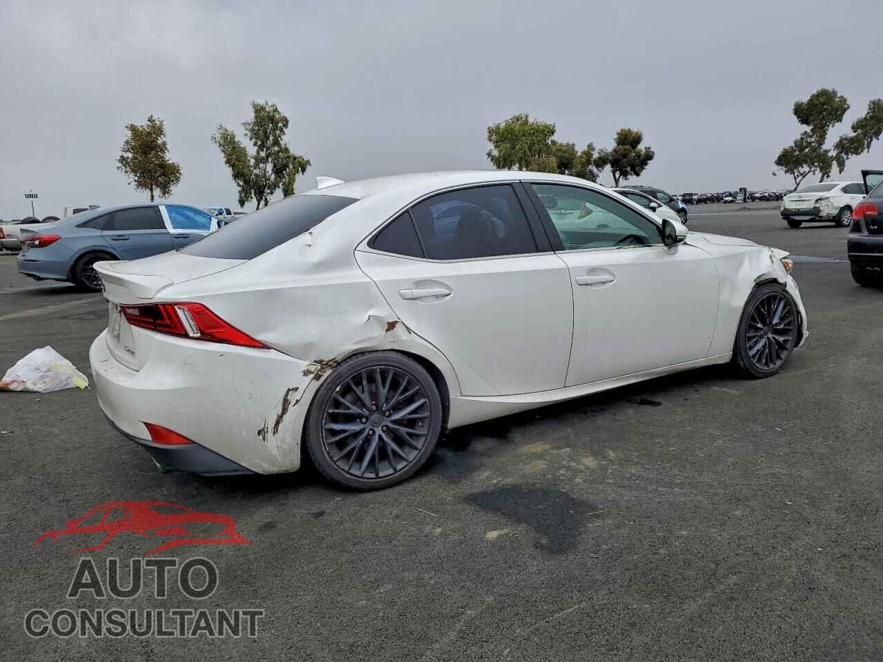 LEXUS IS 2016 - JTHBA1D25G5031702