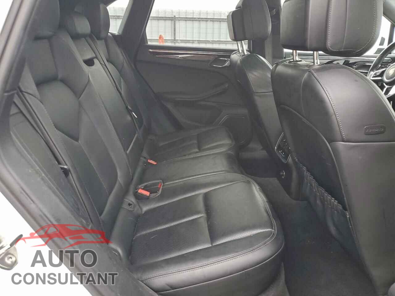 PORSCHE MACAN 2015 - WP1AB2A52FLB41520
