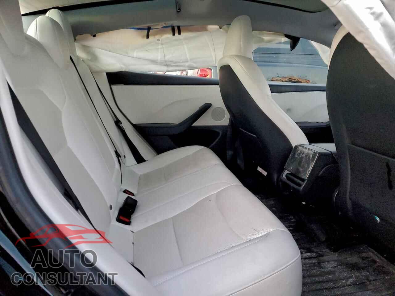 TESLA MODEL 3 2025 - 5YJ3E1EA1SF905583