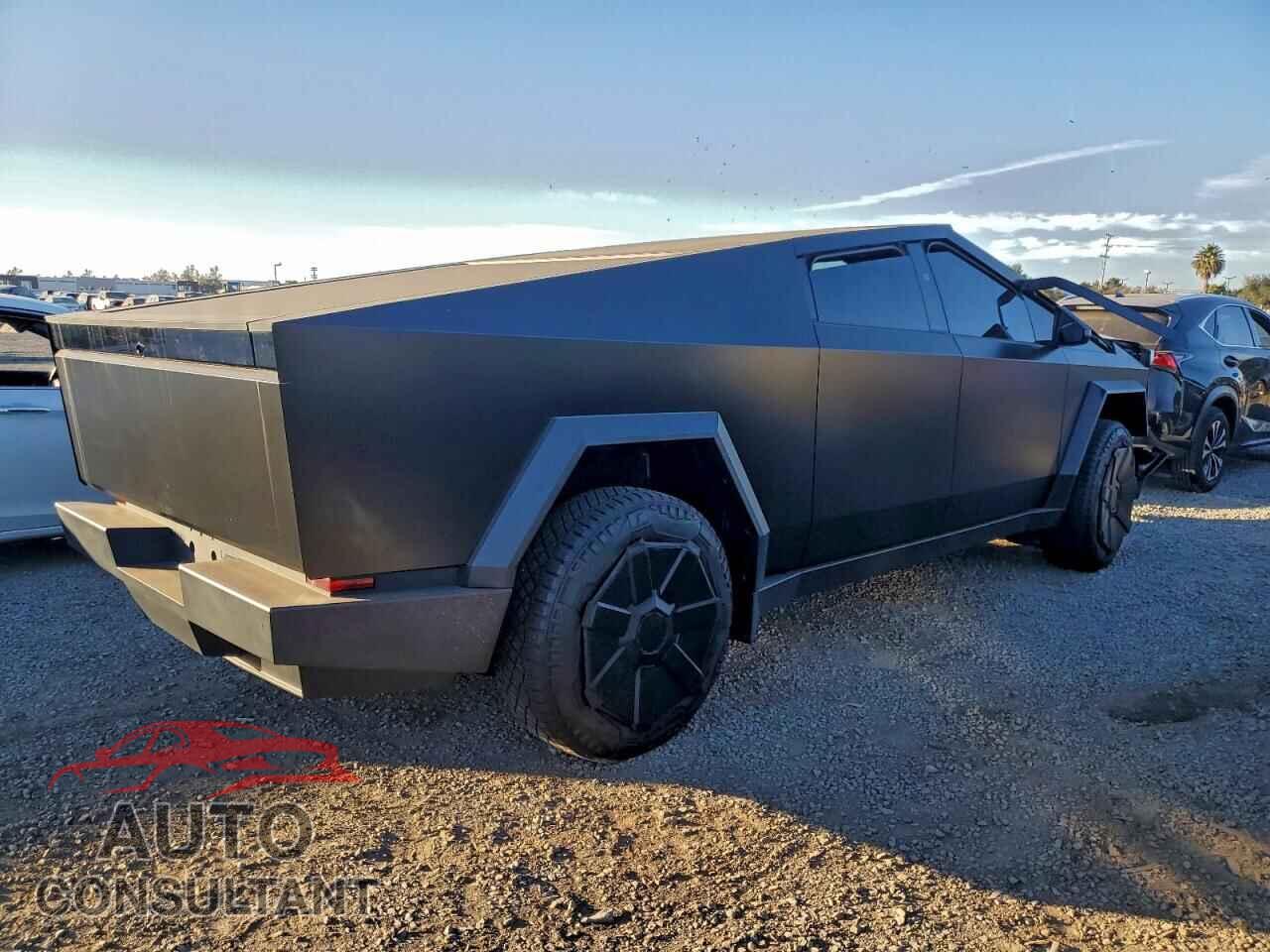 TESLA CYBERTRUCK 2024 - 7G2CEHEE7RA000359