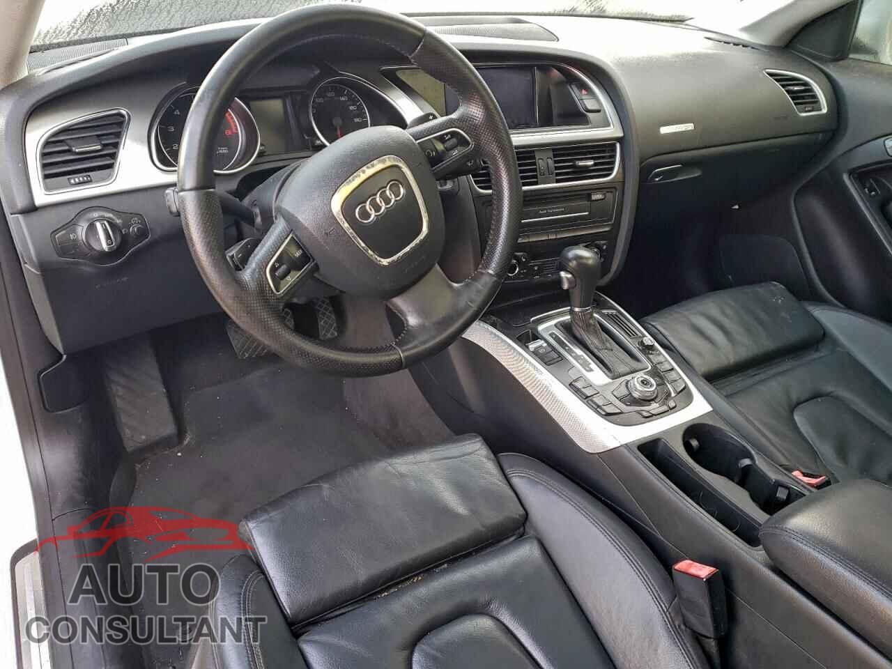 AUDI A5 2012 - WAULFAFR9CA001330