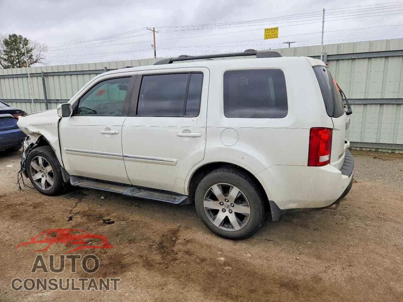 HONDA PILOT 2015 - 5FNYF3H99FB028654