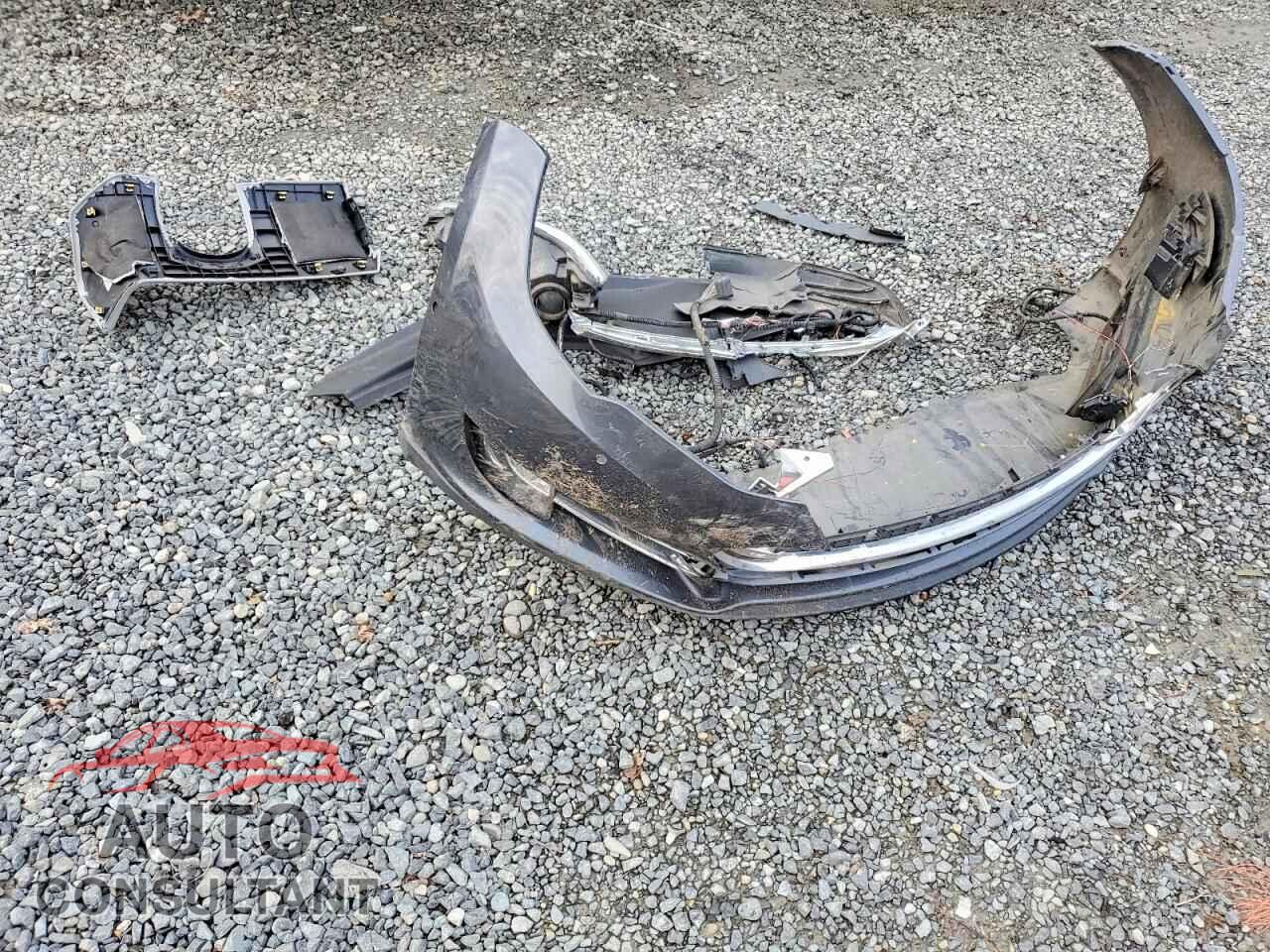TESLA MODEL S 2015 - 5YJSA1E2XFF118153