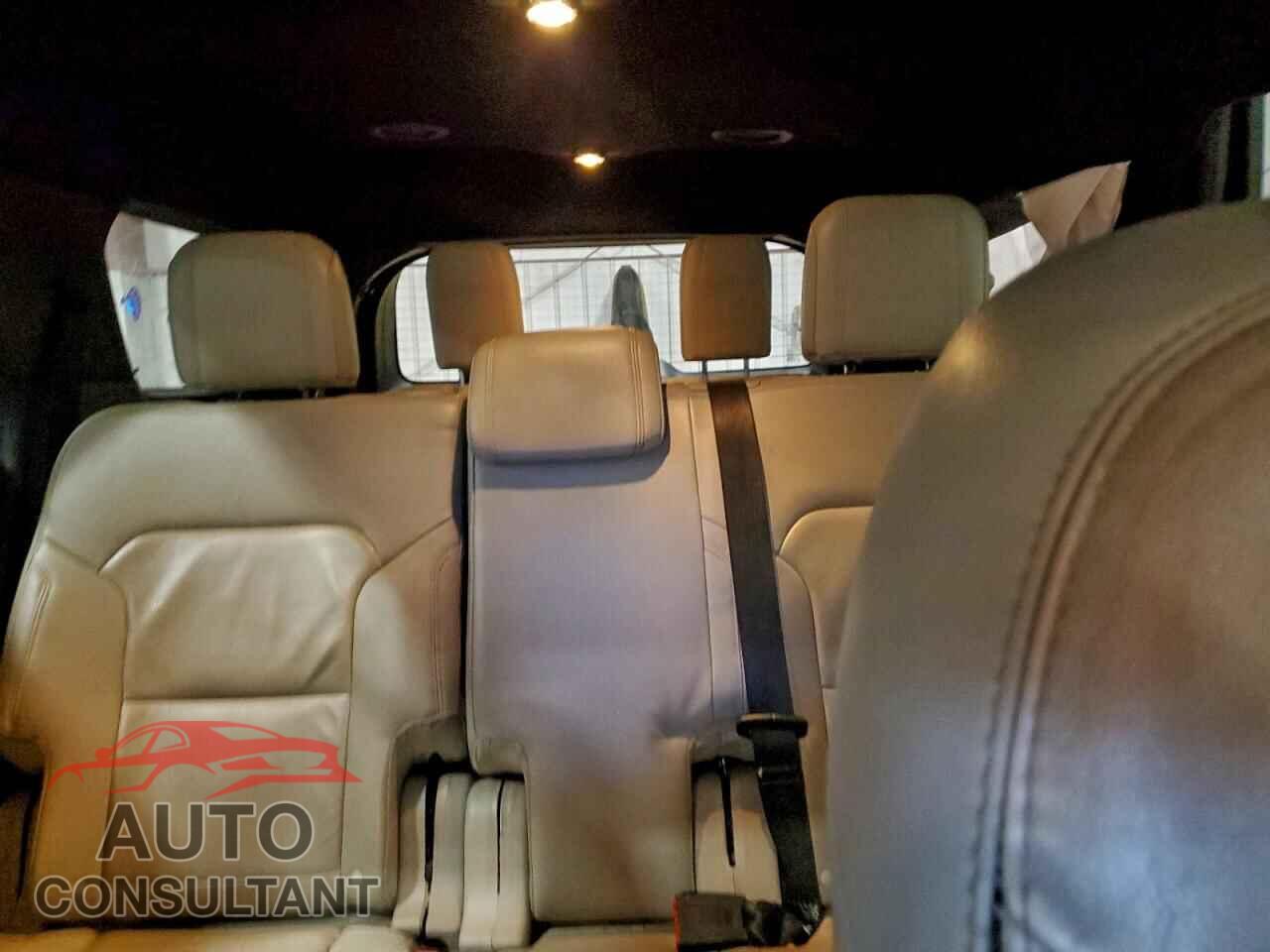 FORD EXPLORER 2018 - 1FM5K8D84JGB02968