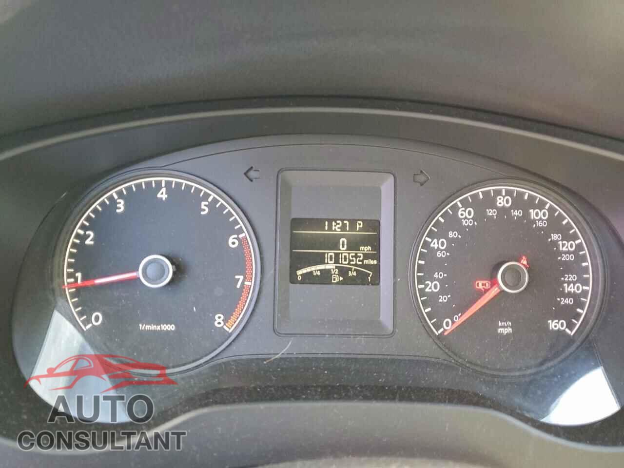 VOLKSWAGEN JETTA 2013 - 3VW2K7AJXDM450421