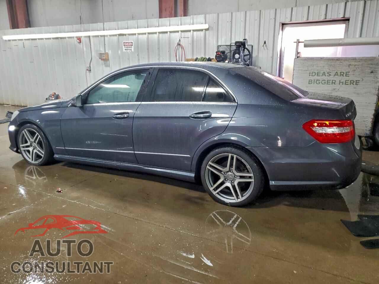 MERCEDES-BENZ E-CLASS 2010 - WDDHF8HB7AA095339