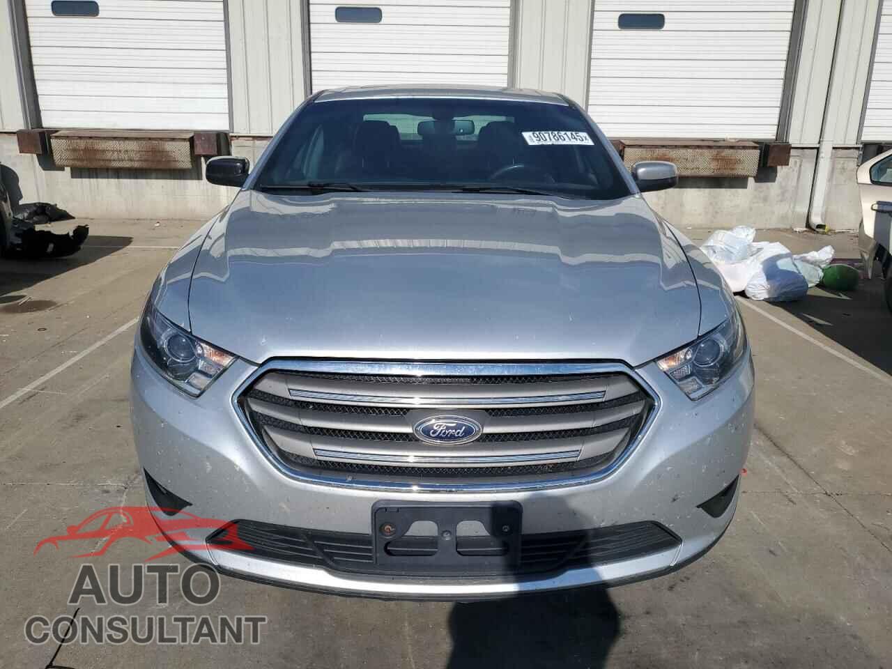 FORD TAURUS 2016 - 1FAHP2E82GG147064