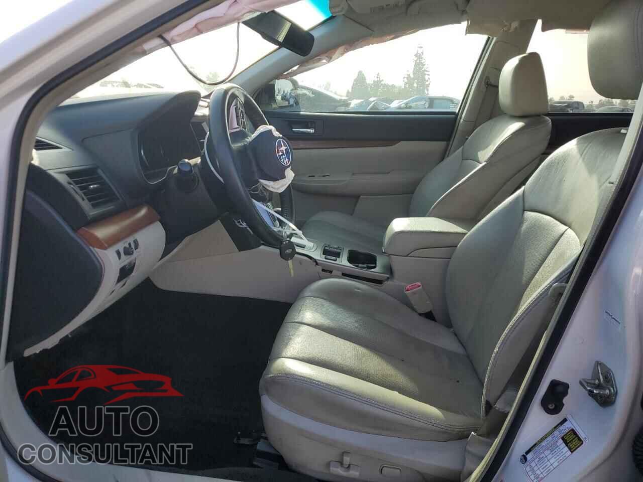 SUBARU OUTBACK 2014 - 4S4BRBKC8E3244711