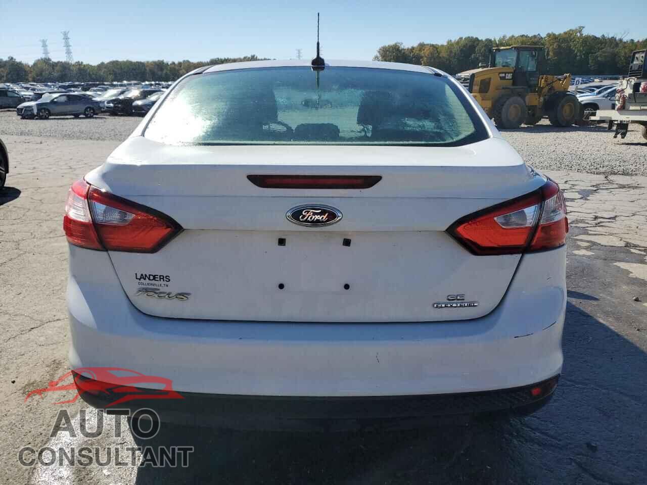 FORD FOCUS 2014 - 1FADP3F27EL135317