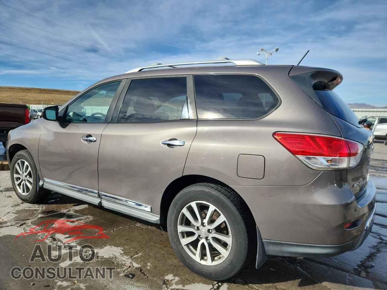 NISSAN PATHFINDER 2013 - 5N1AR2MM2DC603695