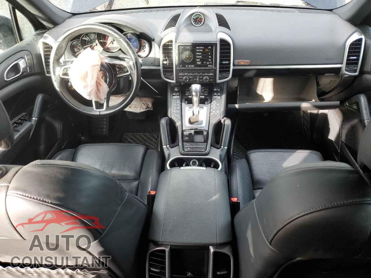 PORSCHE CAYENNE 2015 - WP1AF2A20FLA34489
