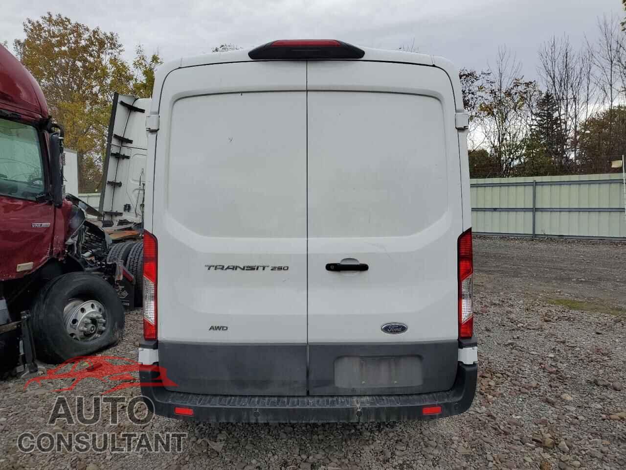FORD TRANSIT 2023 - 1FTBR2C84PKC00616
