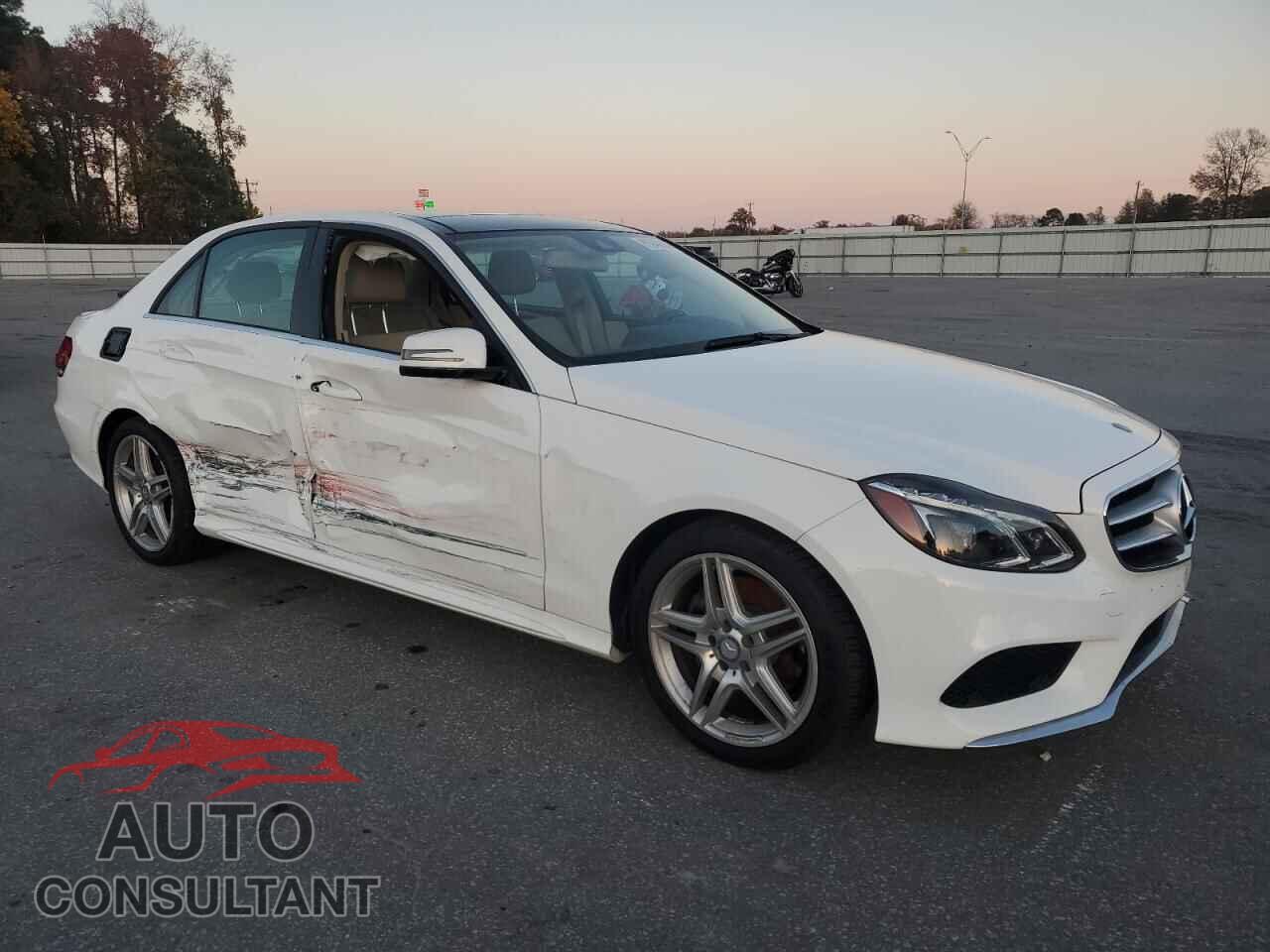 MERCEDES-BENZ E-CLASS 2014 - WDDHF5KB2EA929613