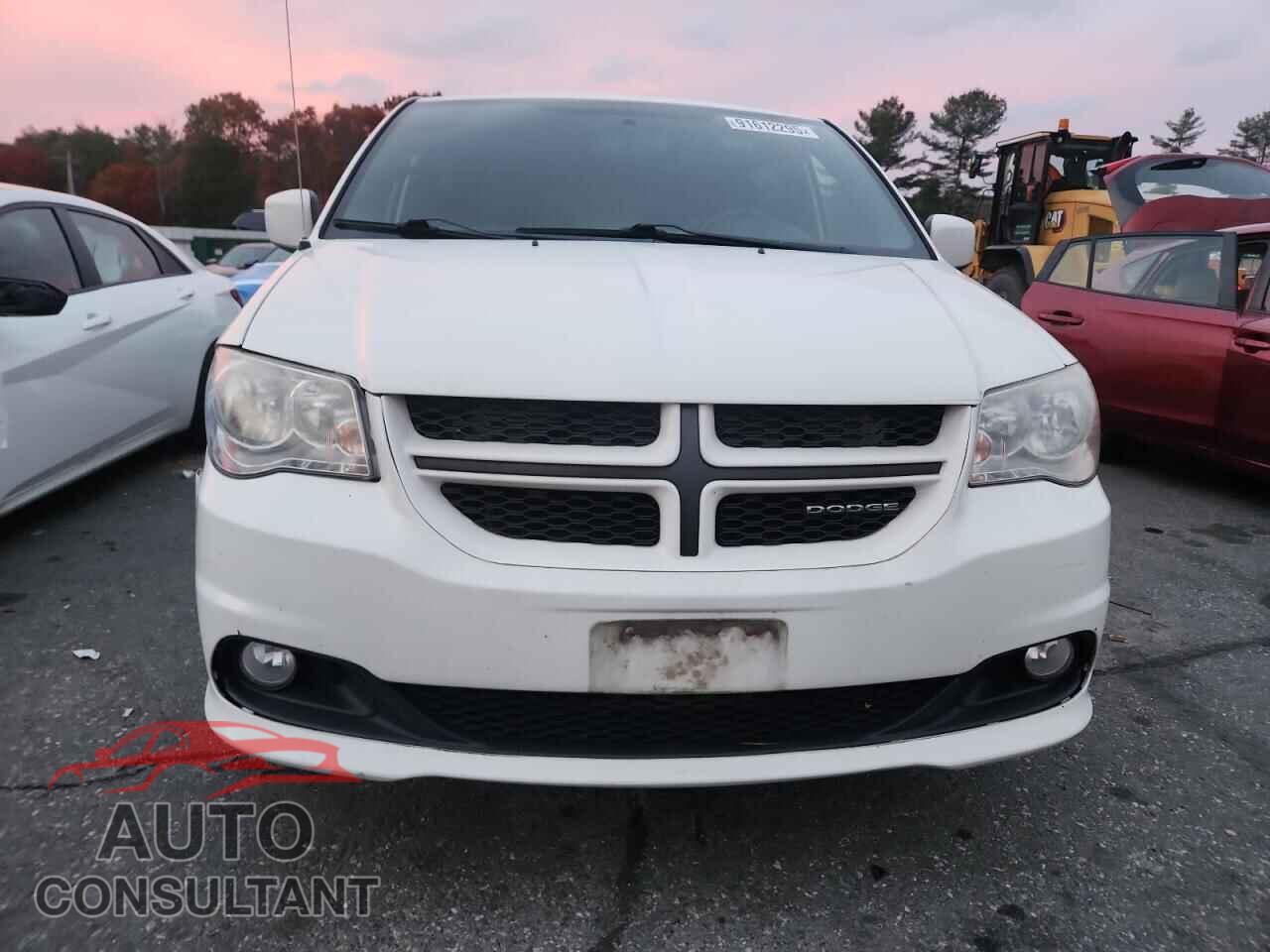 DODGE CARAVAN 2011 - 2D4RN7DG3BR778751