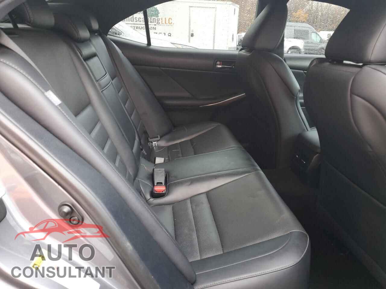 LEXUS IS 2015 - JTHCF1D20F5023415