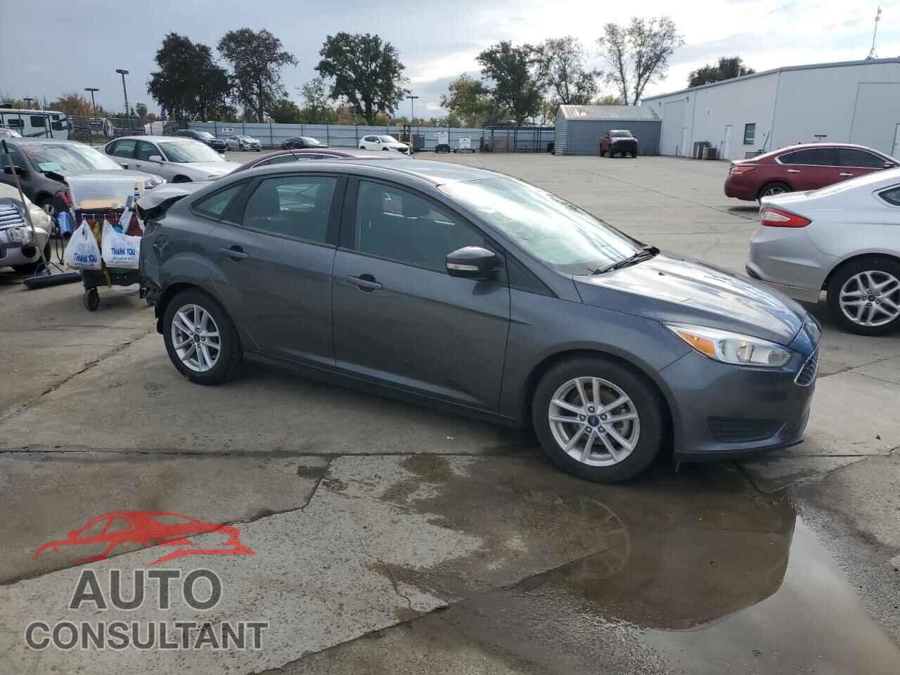 FORD FOCUS 2017 - 1FADP3F29HL343137