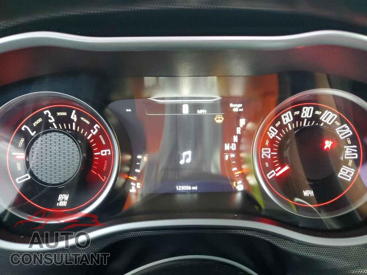 DODGE CHALLENGER 2018 - 2C3CDZGG3JH146757