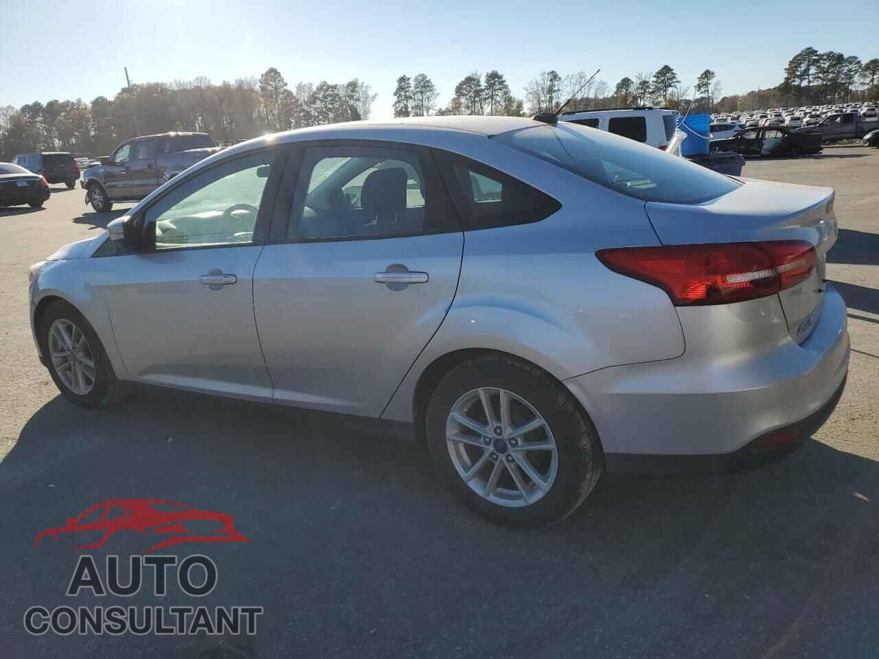 FORD FOCUS 2017 - 1FADP3F22HL336594