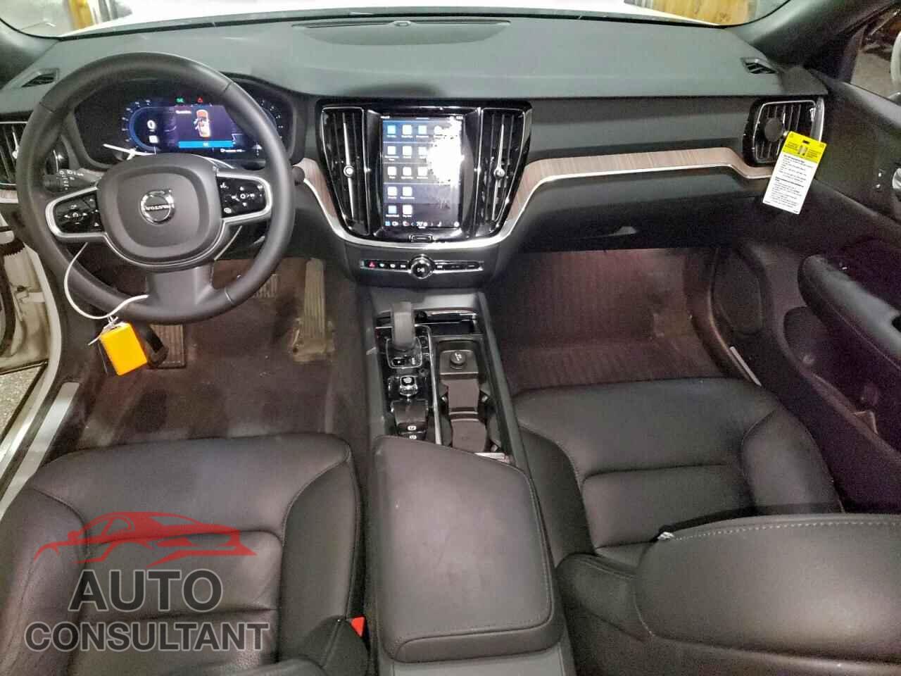 VOLVO S60 PLUS 2023 - 7JRL12TT4PG234365
