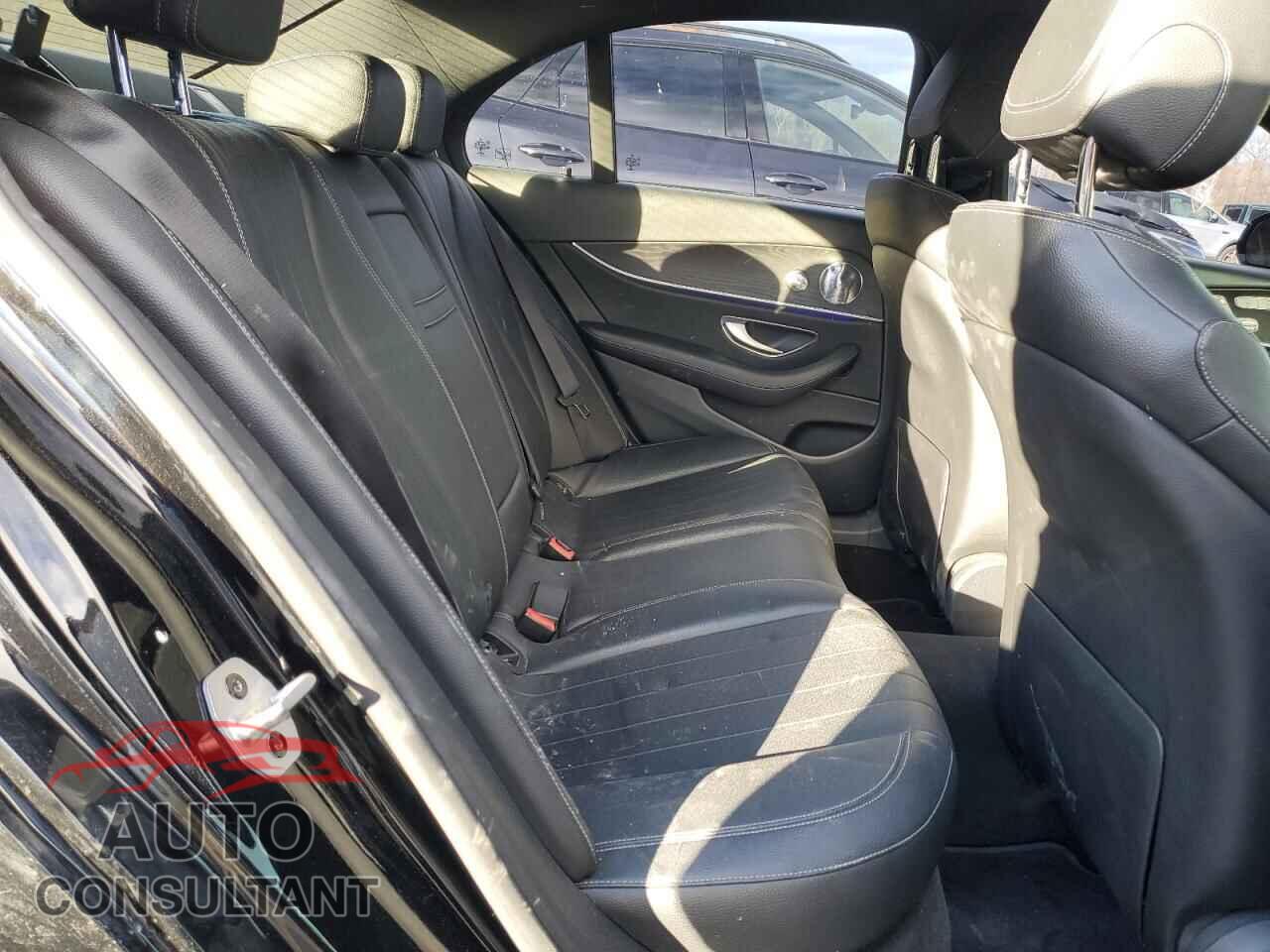MERCEDES-BENZ E-CLASS 2017 - WDDZF4KB0HA235960
