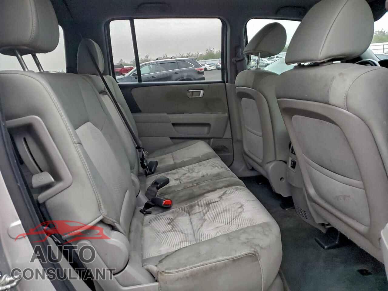 HONDA PILOT 2013 - 5FNYF3H27DB040141