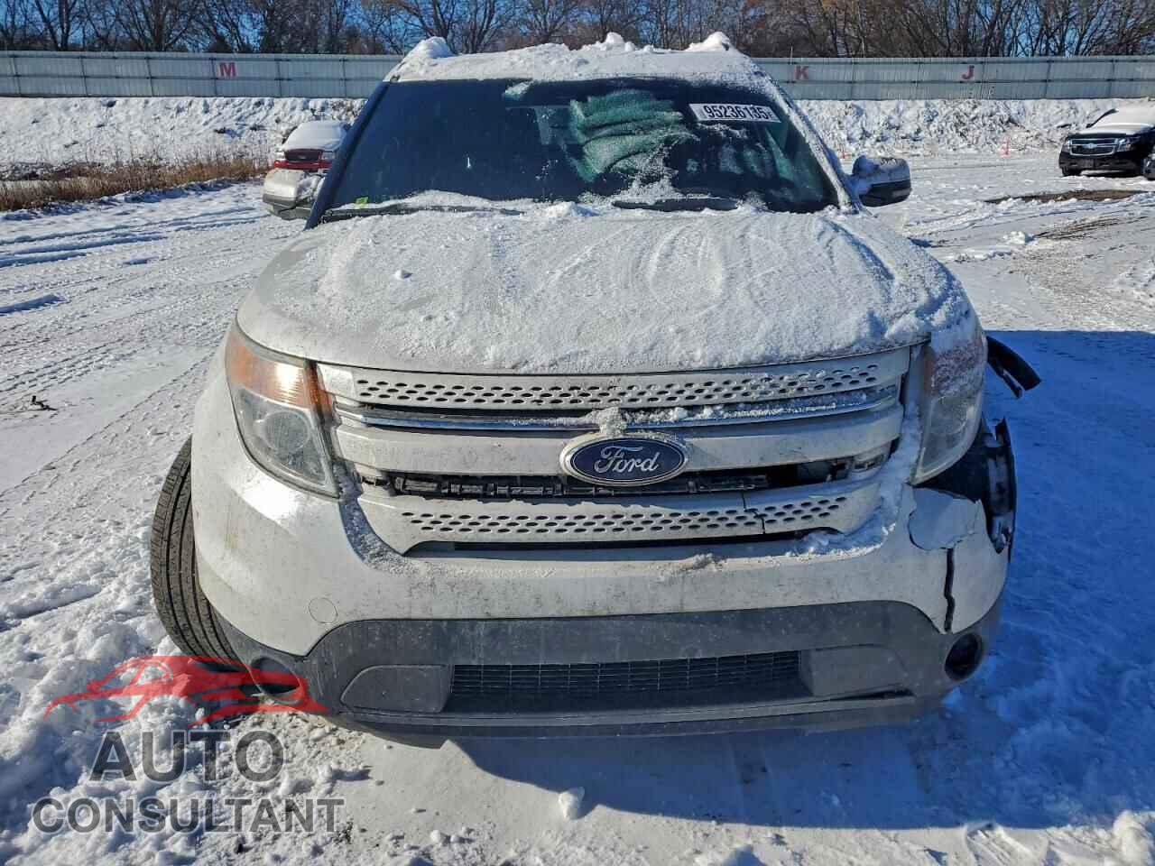 FORD EXPLORER 2011 - 1FMHK8F85BGA50150