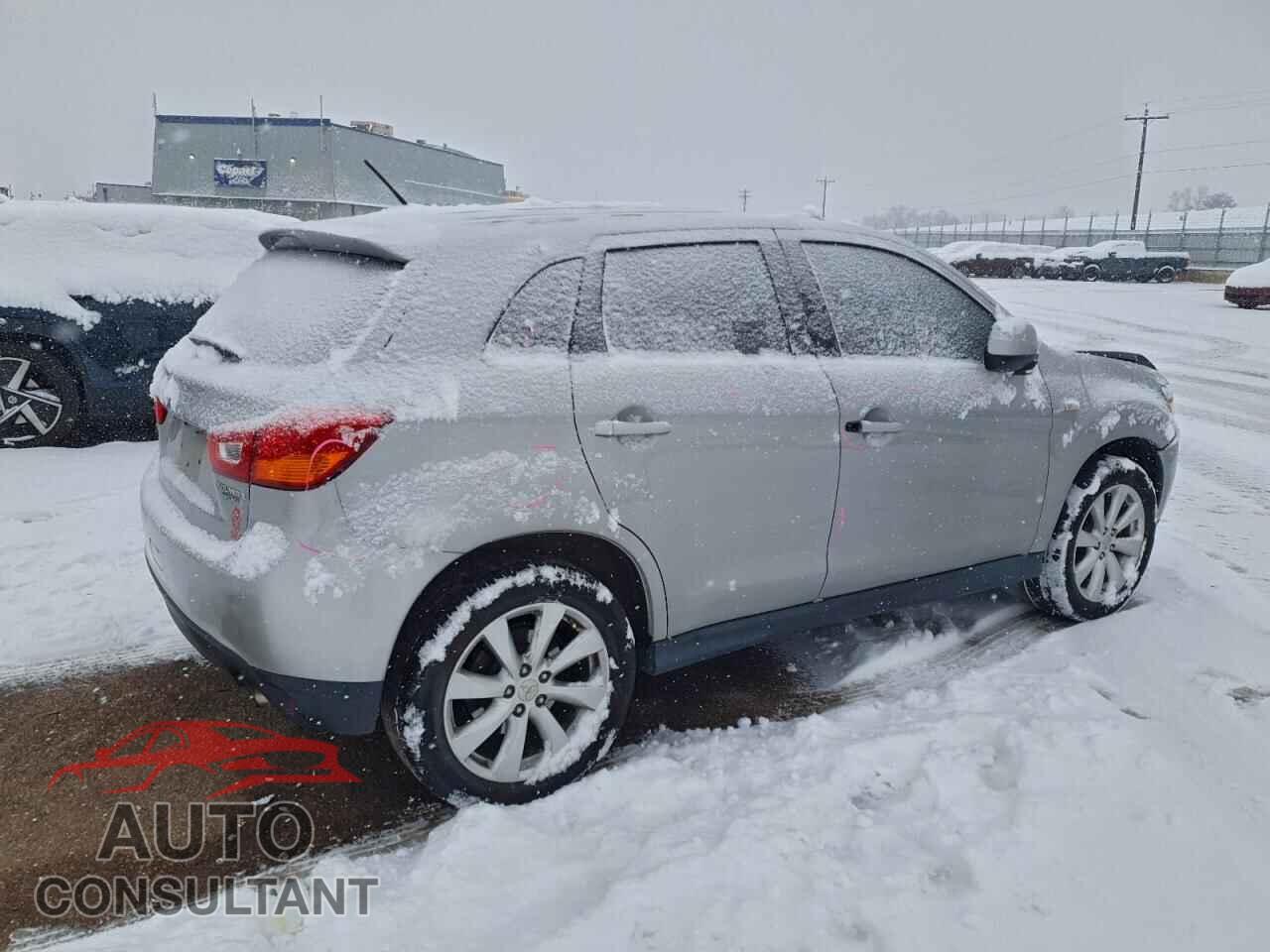 MITSUBISHI OUTLANDER 2015 - 4A4AR4AU1FE022080