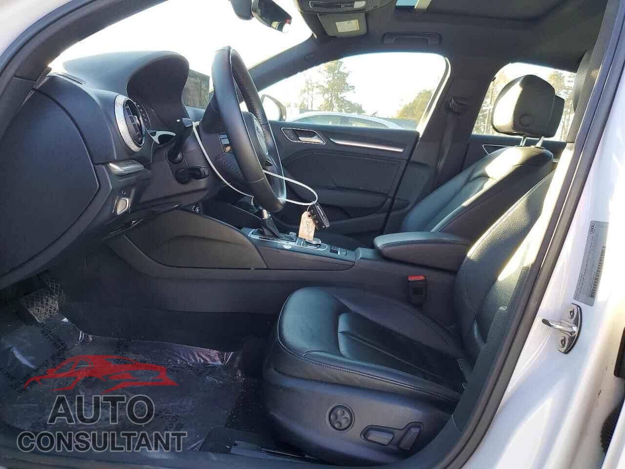 AUDI A3 2017 - WAUGUGFF2H1042793