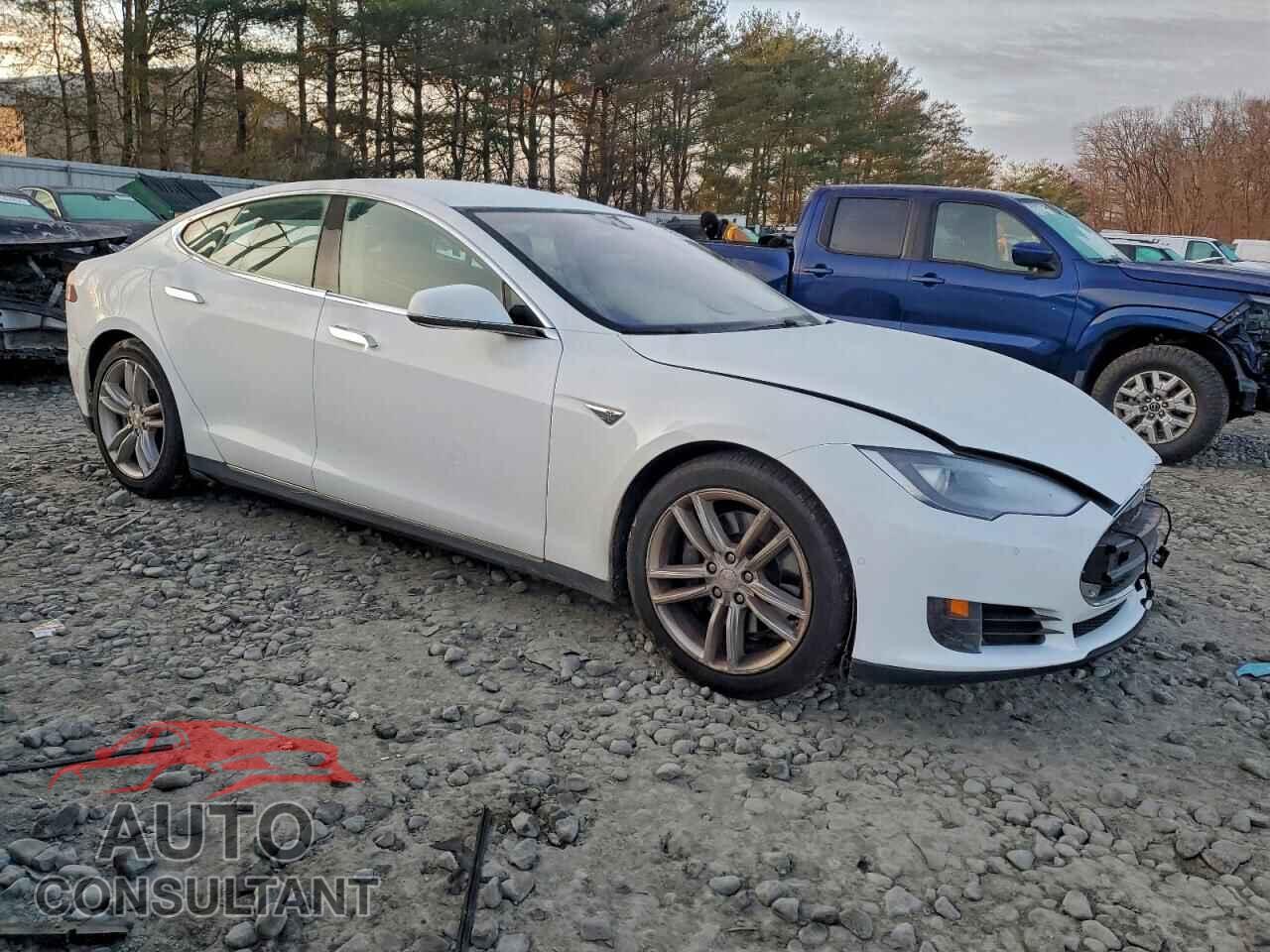 TESLA MODEL S 2016 - 5YJSA1E29GF122521