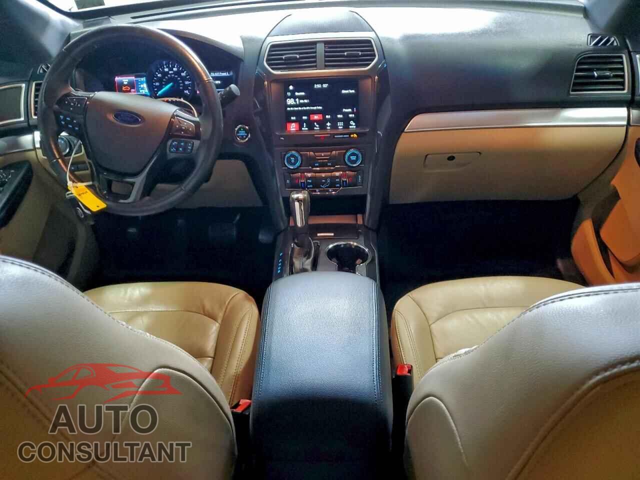 FORD EXPLORER 2017 - 1FM5K7D83HGE09147