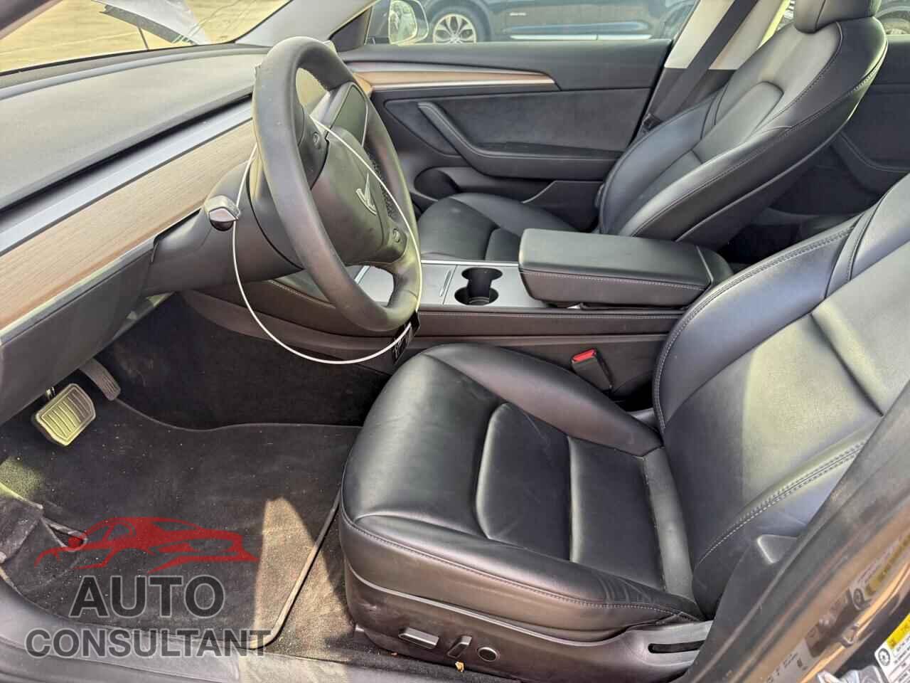 TESLA MODEL 3 2022 - 5YJ3E1EA2NF131154
