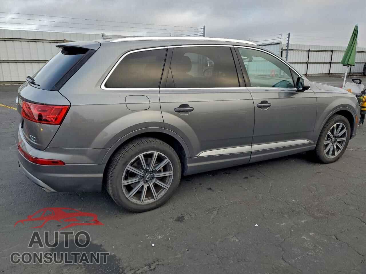 AUDI Q7 2017 - WA1LAAF76HD024533