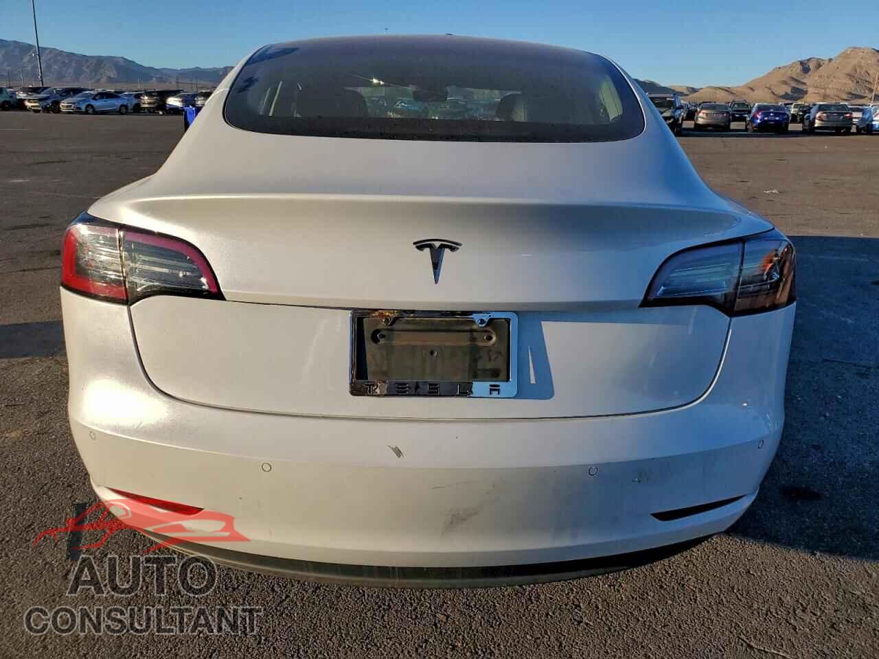 TESLA MODEL 3 2020 - 5YJ3E1EA8LF737331