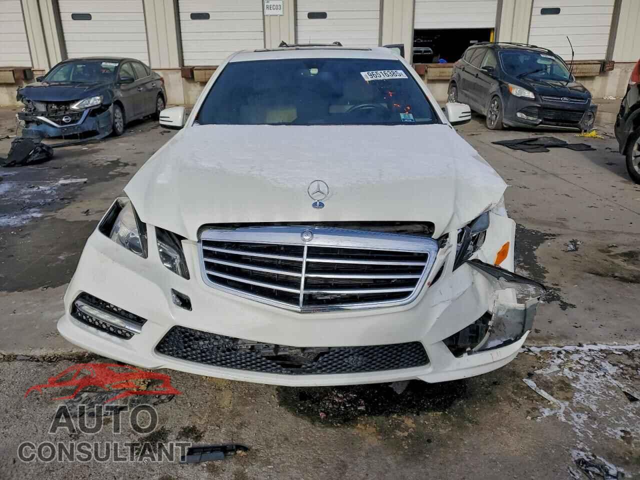 MERCEDES-BENZ E-CLASS 2012 - WDDHF8JB2CA521094