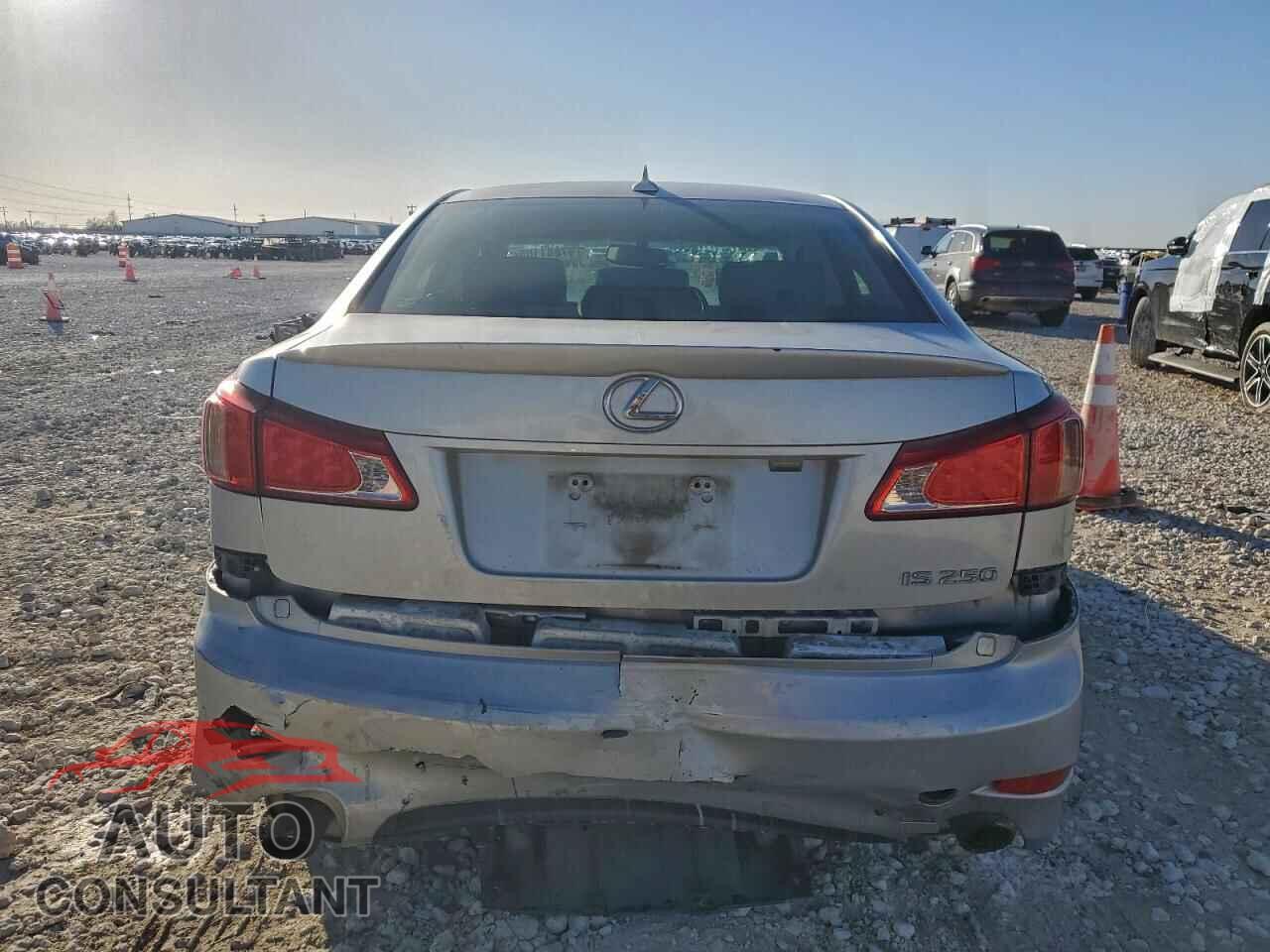 LEXUS IS 2012 - JTHBF5C29C5170736