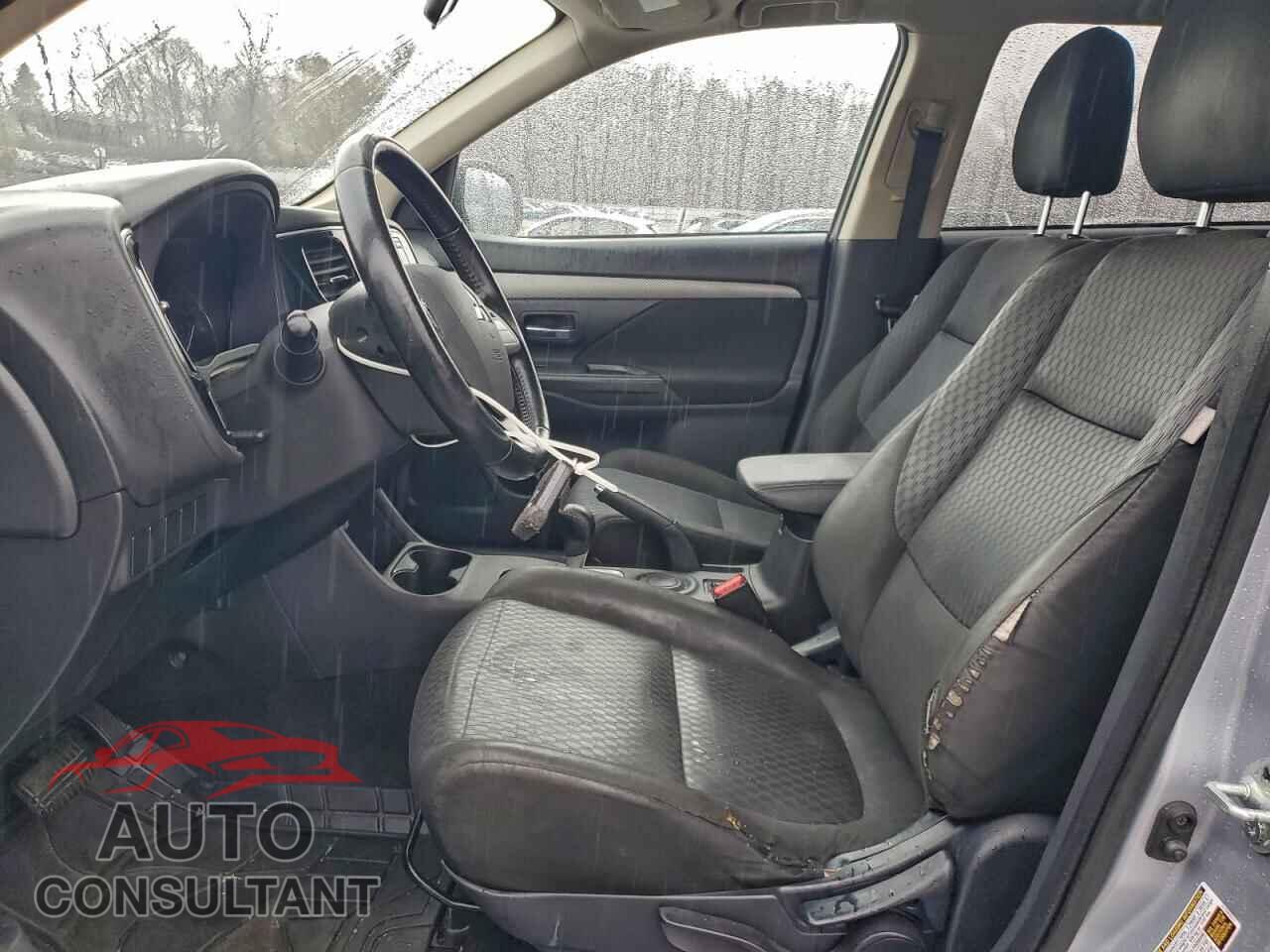 MITSUBISHI OUTLANDER 2014 - JA4AD3A32EZ009587